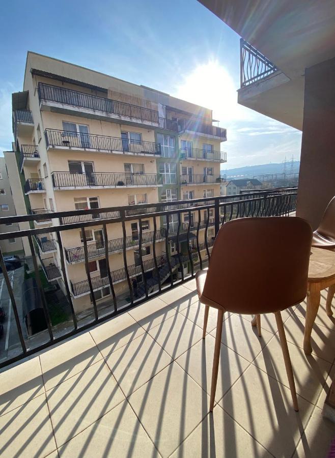 Cozy Apartment 2 Bedroom Private Parking Kluż-Napoka Zewnętrze zdjęcie