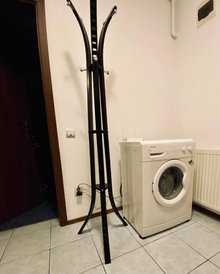Cozy Apartment 2 Bedroom Private Parking Kluż-Napoka Zewnętrze zdjęcie